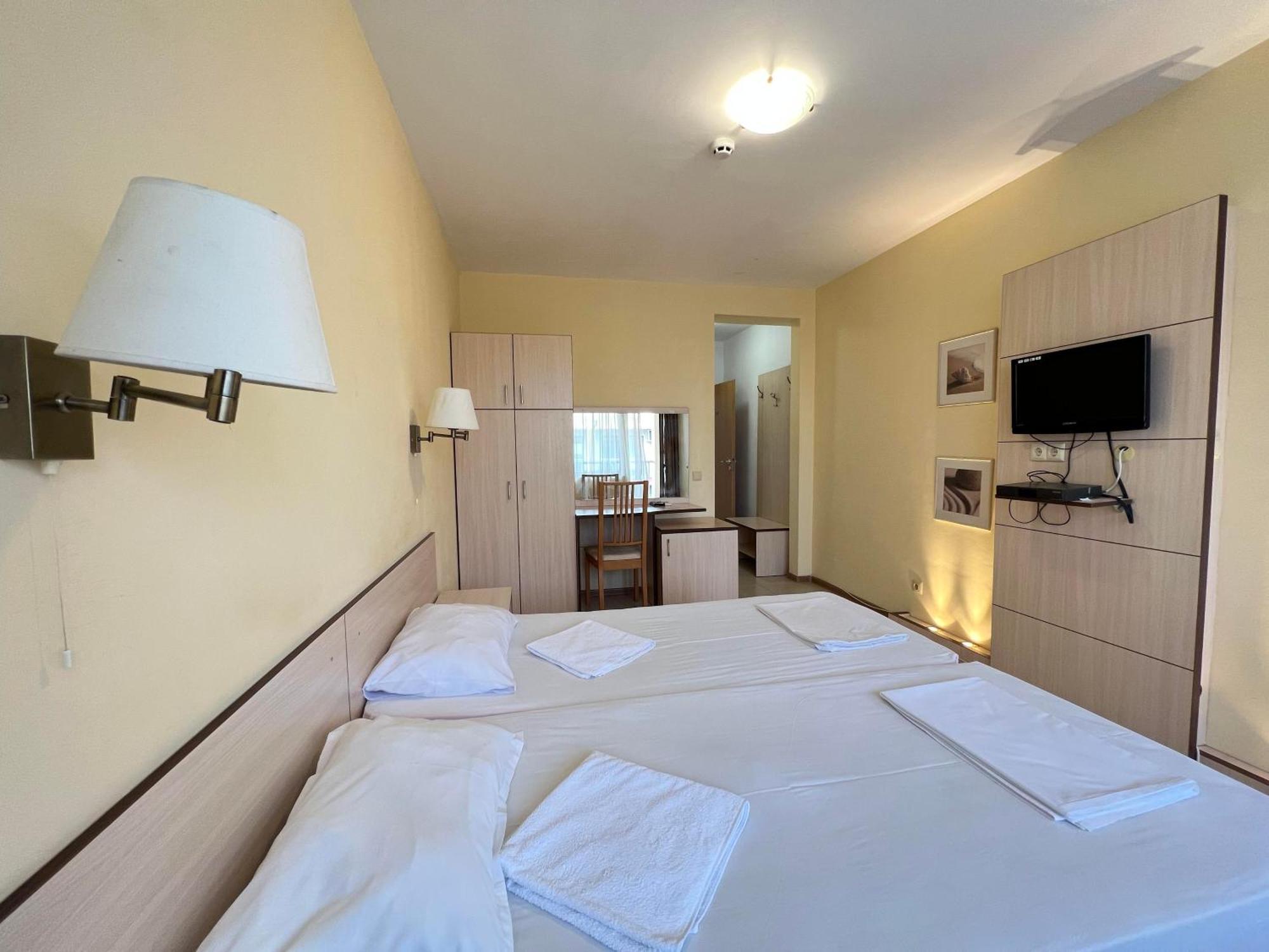 Александра Hotel Sveti Vlas Eksteriør billede