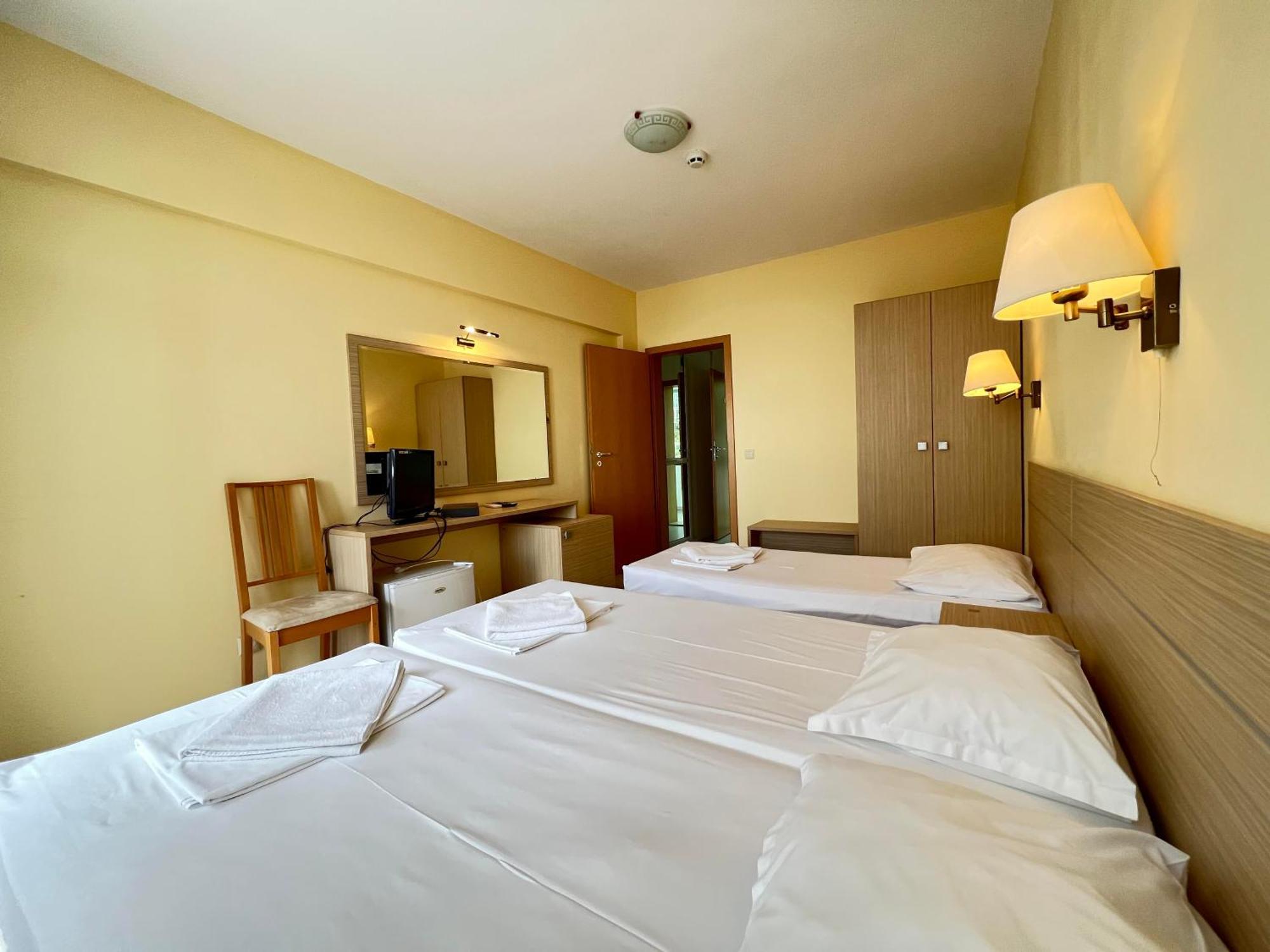 Александра Hotel Sveti Vlas Eksteriør billede